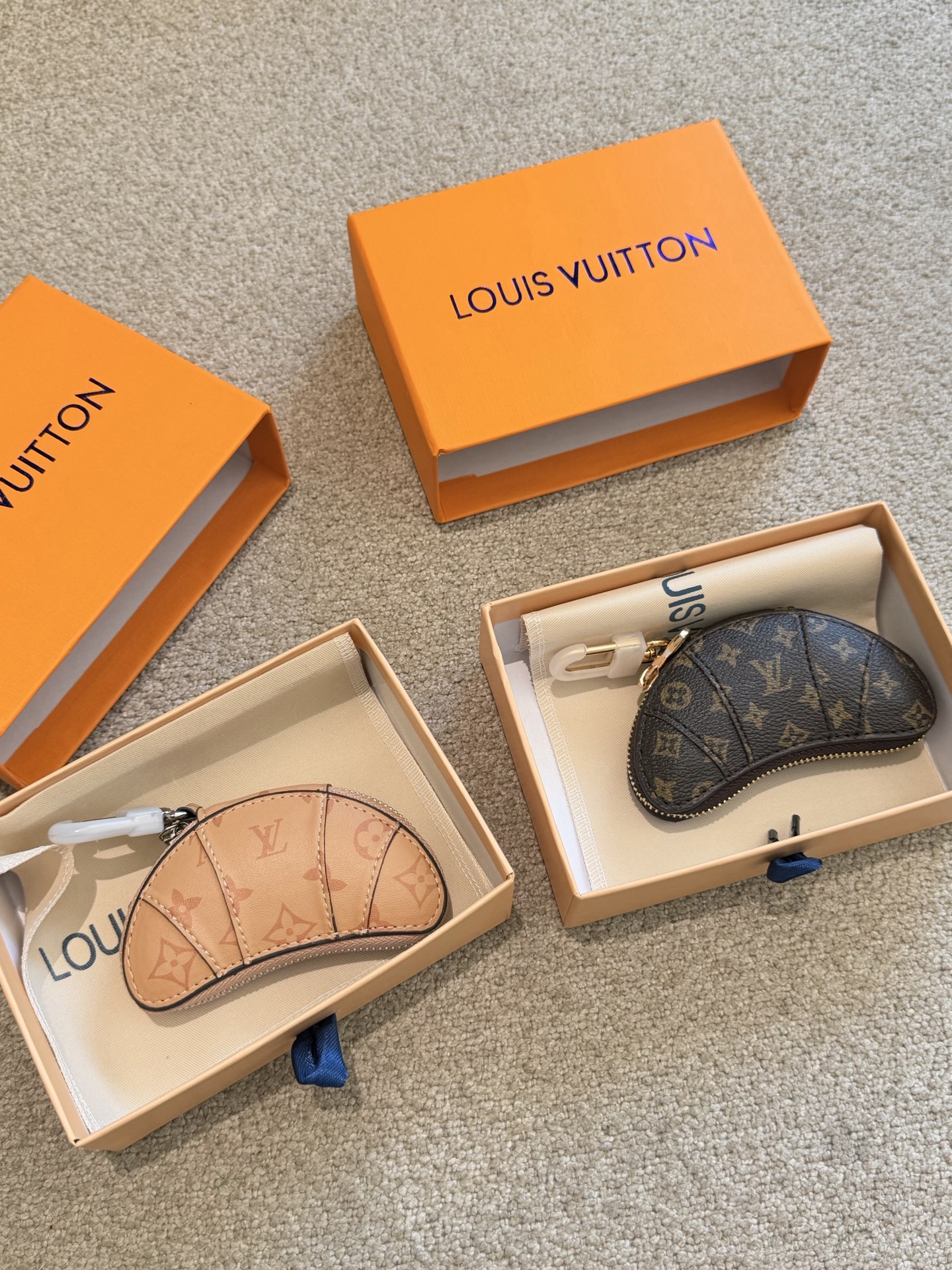 Louis Vuitton LV Monogram Wallet Monogram Canvas | Luxury Designer Fashion Accessory